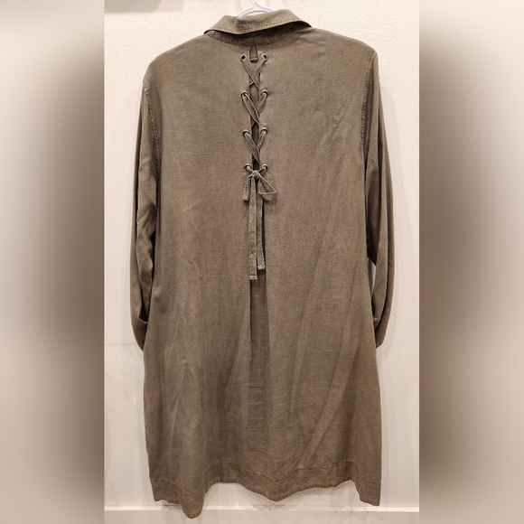 Anthropologie Cloth & Stone Lace-Up Back Shirt Dress, Olive, Size US S - Picture 2 of 7